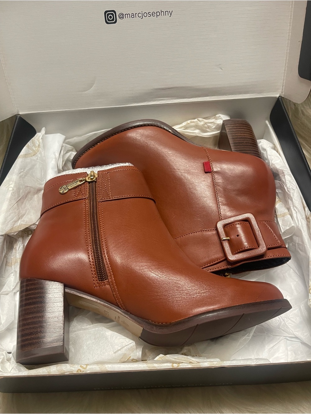NWT Marc Joseph boots SIZE 6.5. - Picture 2 of 7